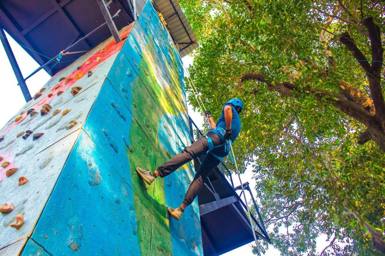 Monteria Resort Chauk Exteriér fotografie