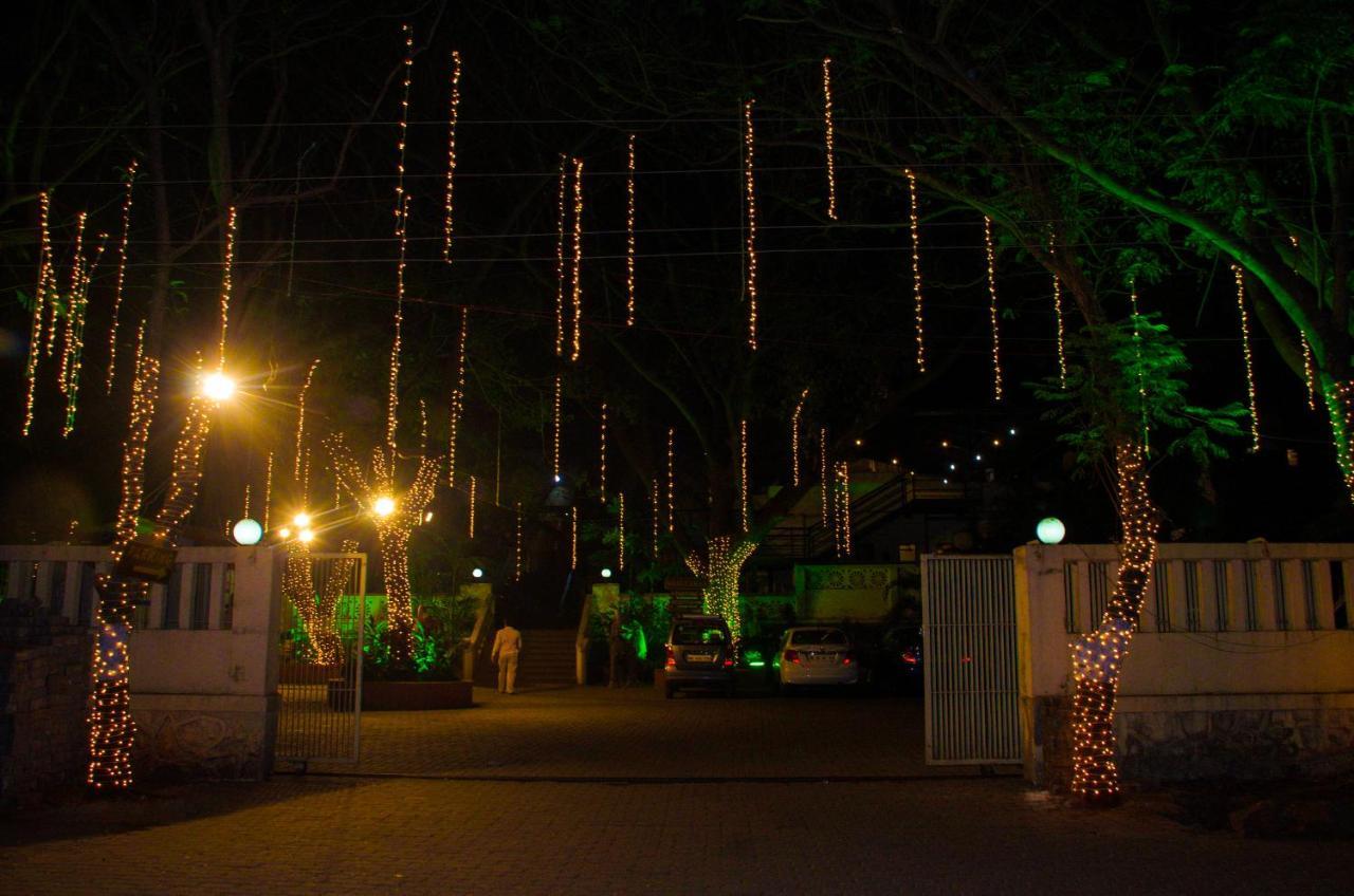 Monteria Resort Chauk Exteriér fotografie